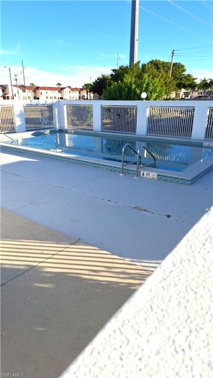 Image 11 of property listing at 4641 SW Santa Barbara PL # 15, Cape Coral, FL 33914