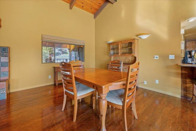 13937 Sun Forest Dr, Penn Valley, CA 95946