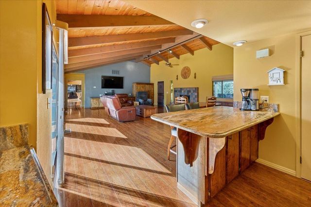 13937 Sun Forest Dr, Penn Valley, CA 95946