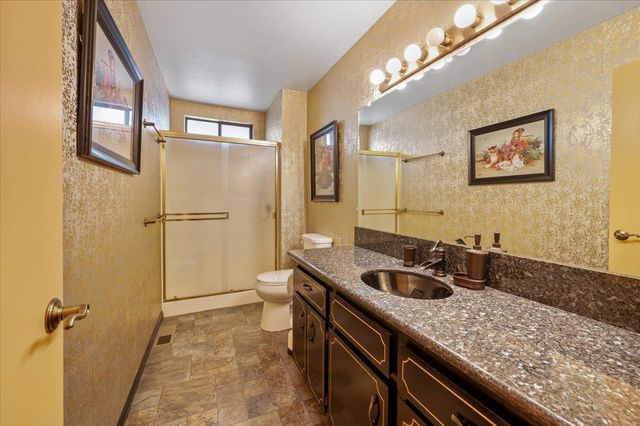 13937 Sun Forest Dr, Penn Valley, CA 95946