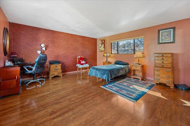 13937 Sun Forest Dr, Penn Valley, CA 95946