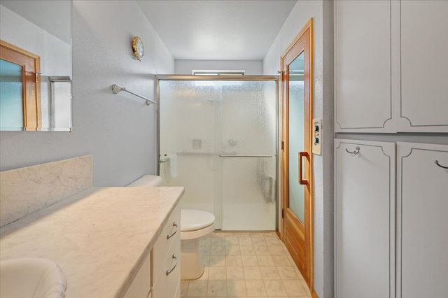 13937 Sun Forest Dr, Penn Valley, CA 95946
