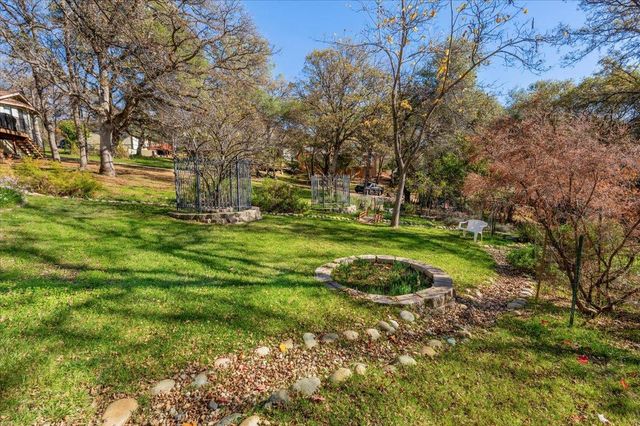 13937 Sun Forest Dr, Penn Valley, CA 95946