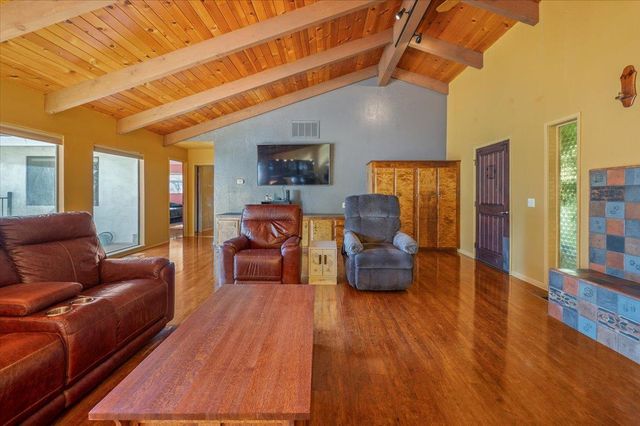 13937 Sun Forest Dr, Penn Valley, CA 95946