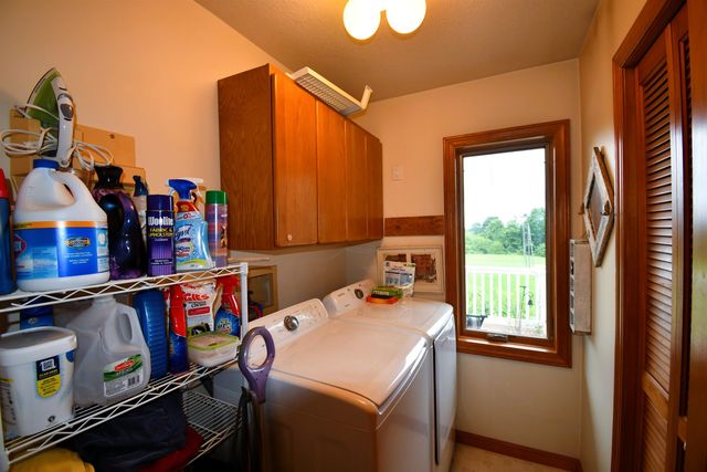 5939 Barnard Road, Charlevoix, MI 49720