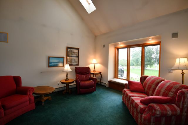 5939 Barnard Road, Charlevoix, MI 49720