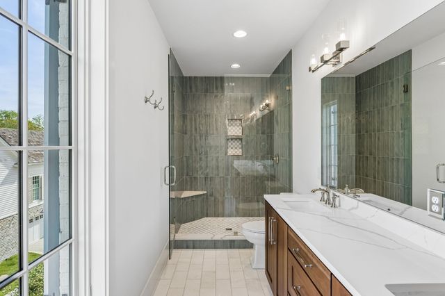 438 Lynnwood Blvd, Nashville, TN 37205