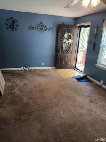 2036 Raft Drive, Hanley Hills, MO 63133