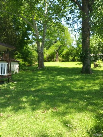 2036 Raft Drive, Hanley Hills, MO 63133