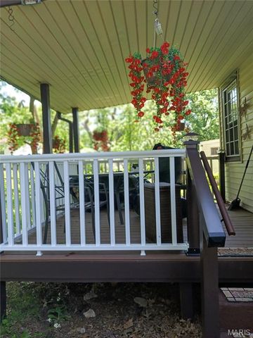 2036 Raft Drive, Hanley Hills, MO 63133