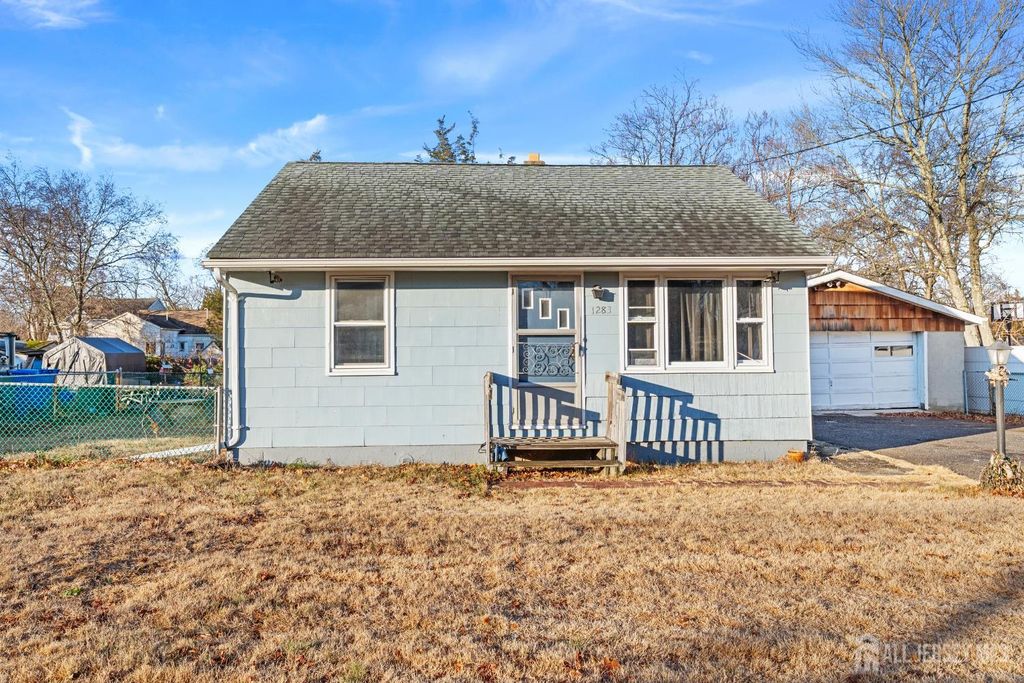 1283 Englishtown Road, Old Bridge, NJ 08857