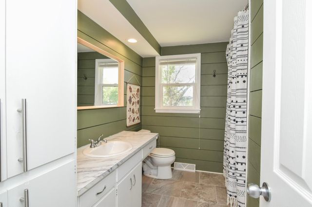 223 Heritage Boulevard NW, Isanti, MN 55040