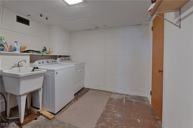 119 S Beverly Avenue, Austintown, OH 44515