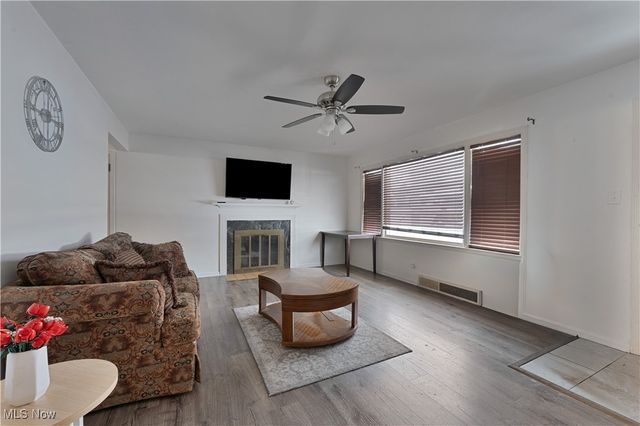 119 S Beverly Avenue, Austintown, OH 44515