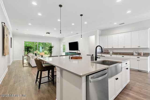 450 TORTOLA Way, St. Johns, FL 32259