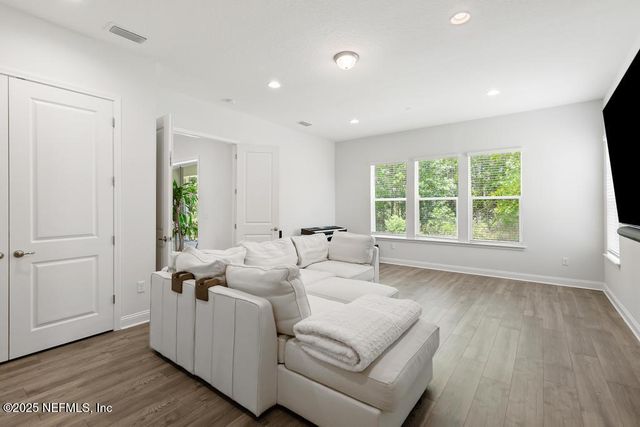 450 TORTOLA Way, St. Johns, FL 32259