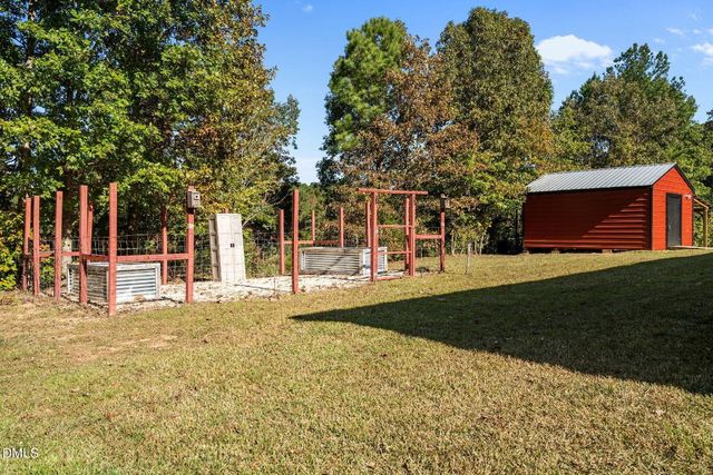 1940 Wadsworth Road, Carthage, NC 28327