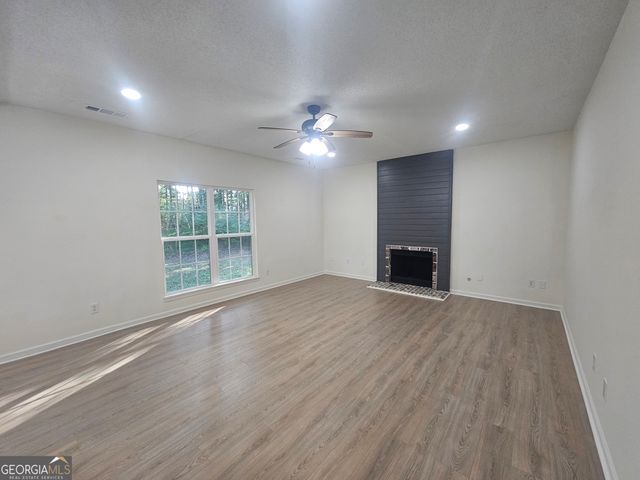 150 Park Timbers Drive, Sharpsburg, GA 30277