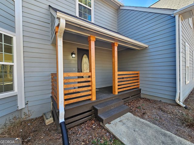 150 Park Timbers Drive, Sharpsburg, GA 30277