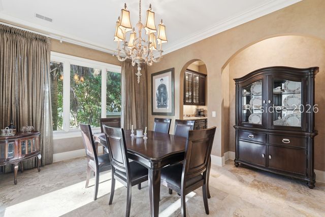 4 Canterbury Ln, Bluffton, SC 29910