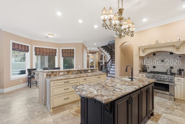 4 Canterbury Ln, Bluffton, SC 29910