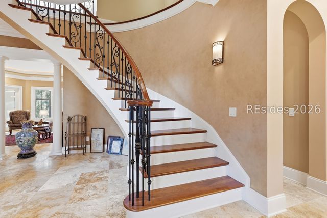 4 Canterbury Ln, Bluffton, SC 29910