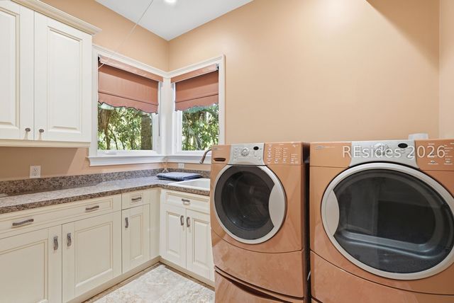 4 Canterbury Ln, Bluffton, SC 29910