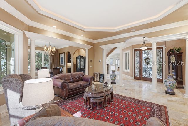 4 Canterbury Ln, Bluffton, SC 29910