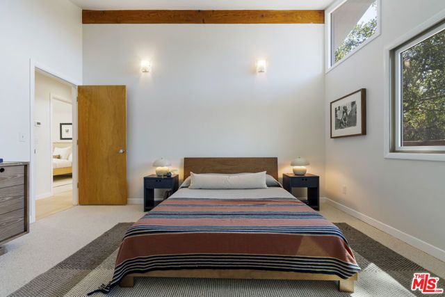 2856 Nichols Canyon Road, Los Angeles, CA 90046