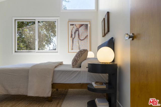 2856 Nichols Canyon Road, Los Angeles, CA 90046