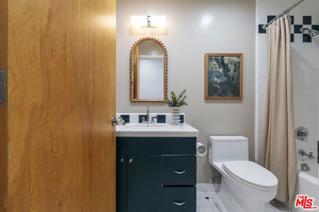 2856 Nichols Canyon Road, Los Angeles, CA 90046