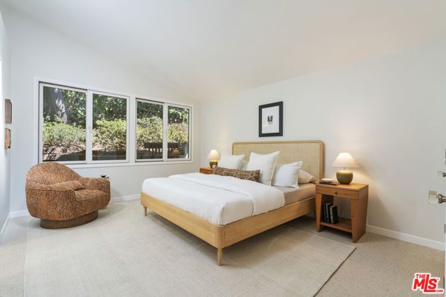 2856 Nichols Canyon Road, Los Angeles, CA 90046