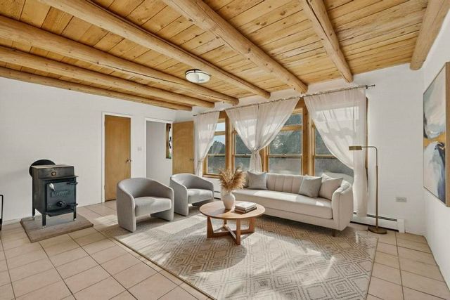 101 Paseo Nopal A & C, Santa Fe, NM 87507