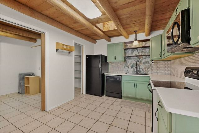 101 Paseo Nopal A & C, Santa Fe, NM 87507