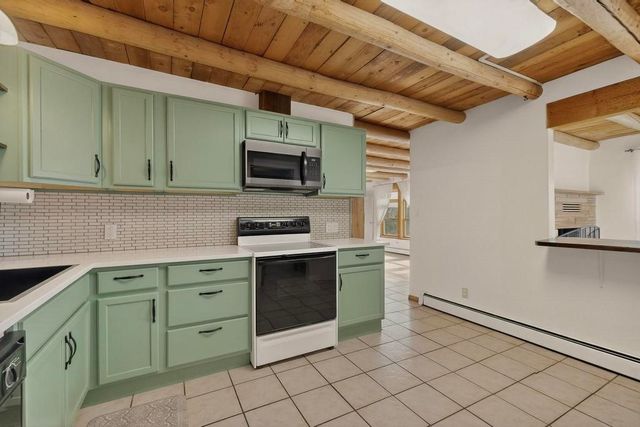 101 Paseo Nopal A & C, Santa Fe, NM 87507