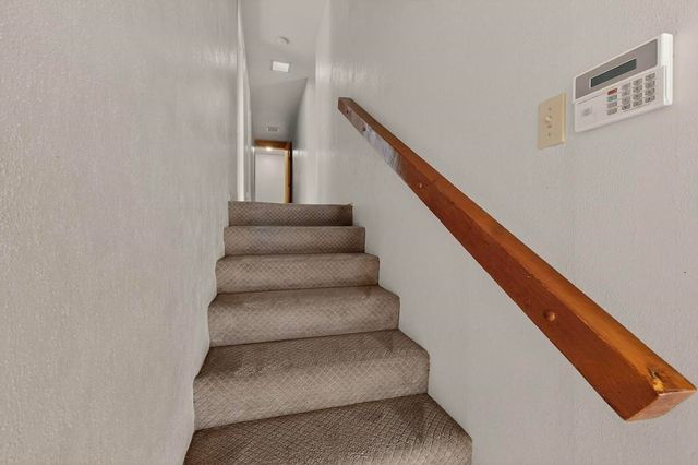 101 Paseo Nopal A & C, Santa Fe, NM 87507