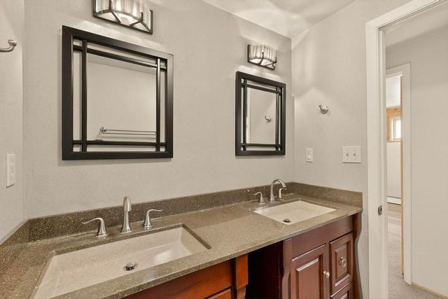 101 Paseo Nopal A & C, Santa Fe, NM 87507