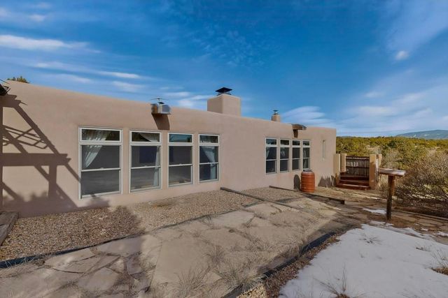 101 Paseo Nopal A & C, Santa Fe, NM 87507