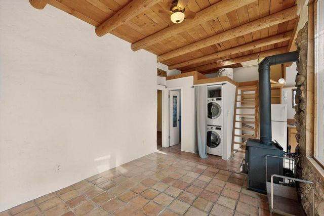 101 Paseo Nopal A & C, Santa Fe, NM 87507