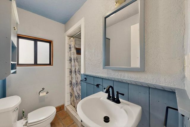 101 Paseo Nopal A & C, Santa Fe, NM 87507