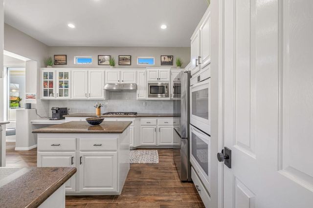 78230 Calle Las Ramblas, La Quinta, CA 92253