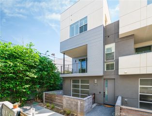 1533 Sullivan Avenue, Costa Mesa, CA 92627