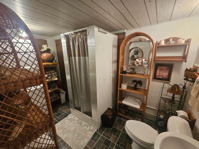 140 Gumbo Limbo Drive, Key Largo, FL 33037