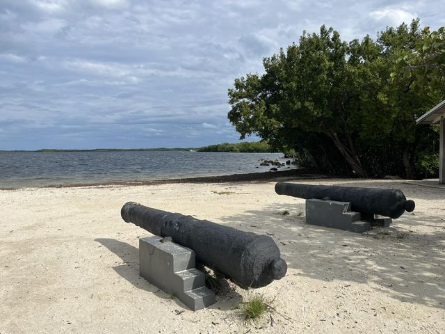 140 Gumbo Limbo Drive, Key Largo, FL 33037