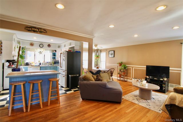 164 Van Keuren Avenue, Pine Bush, NY 12566