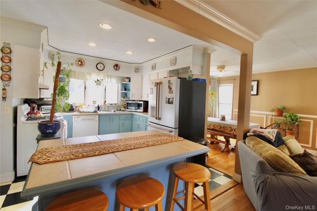 164 Van Keuren Avenue, Pine Bush, NY 12566