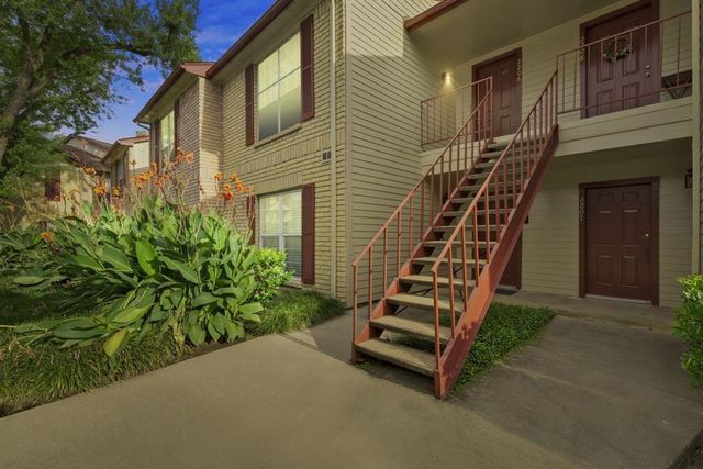 2120 El Paseo Street 2206, Houston, TX 77054