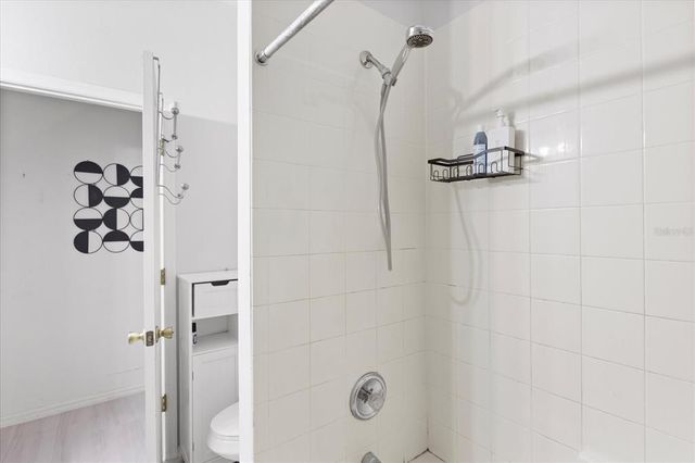 1705 LAKE VISTA COURT, Clermont, FL 34714