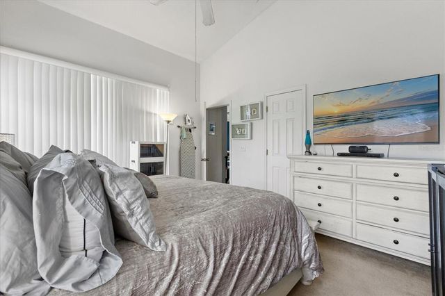 1705 LAKE VISTA COURT, Clermont, FL 34714