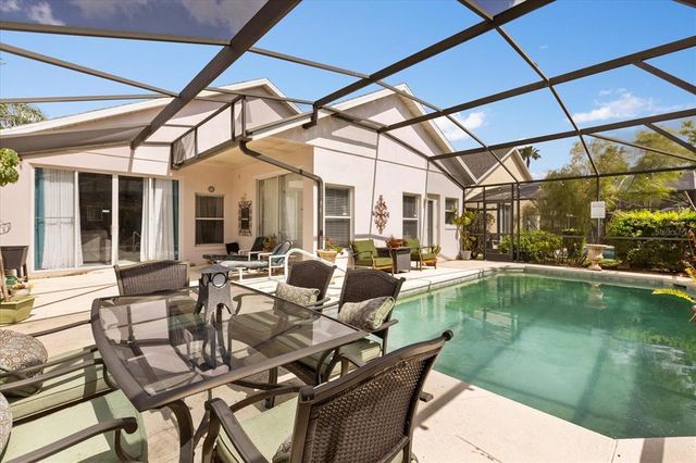 1705 LAKE VISTA COURT, Clermont, FL 34714